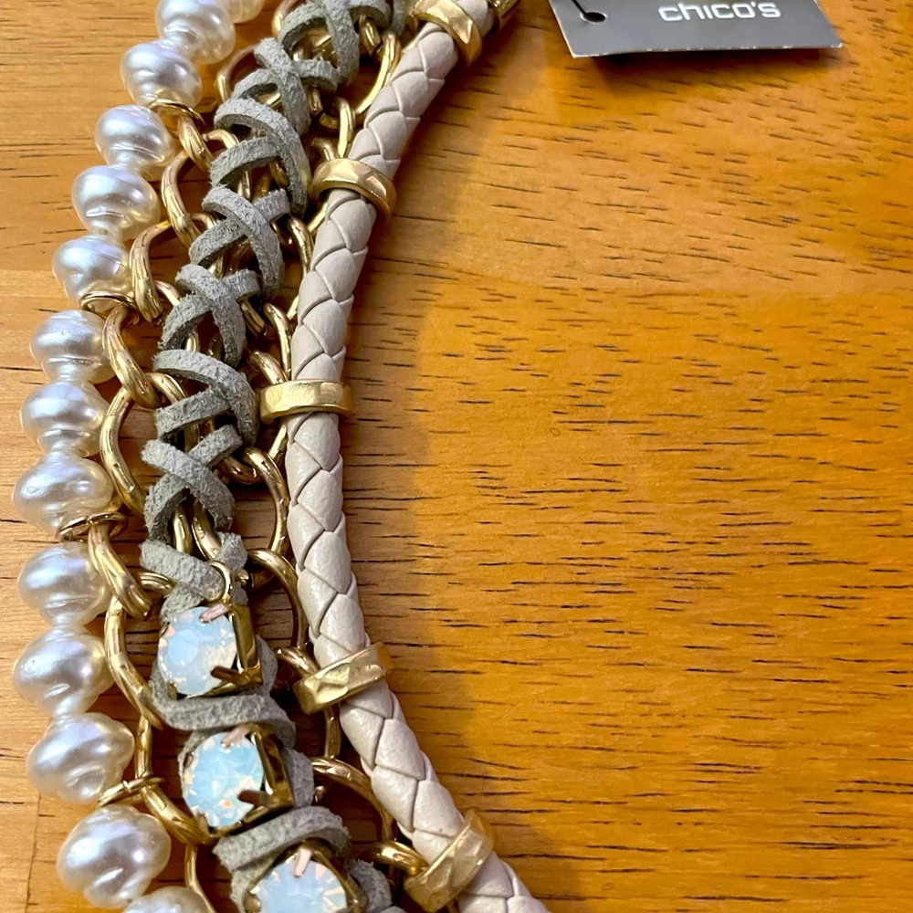 NWT Chicos Waikiki opal and pearl bib necklace - Picture 4 of 4
